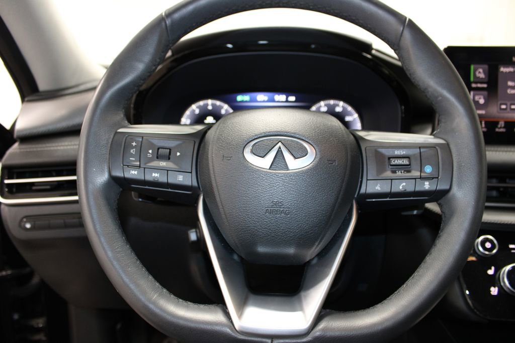 Used 2023 INFINITI QX60 Luxe w/ Cargo Package AWD/4WD image 12