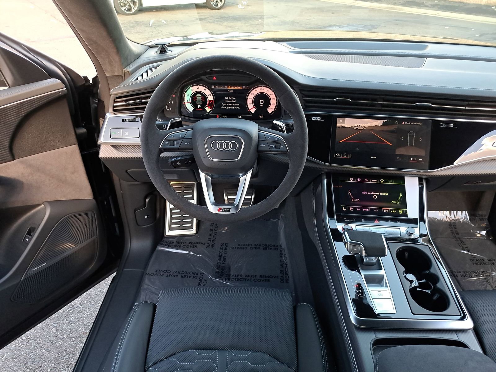 New 2025 Audi RS Q8 performance image 16