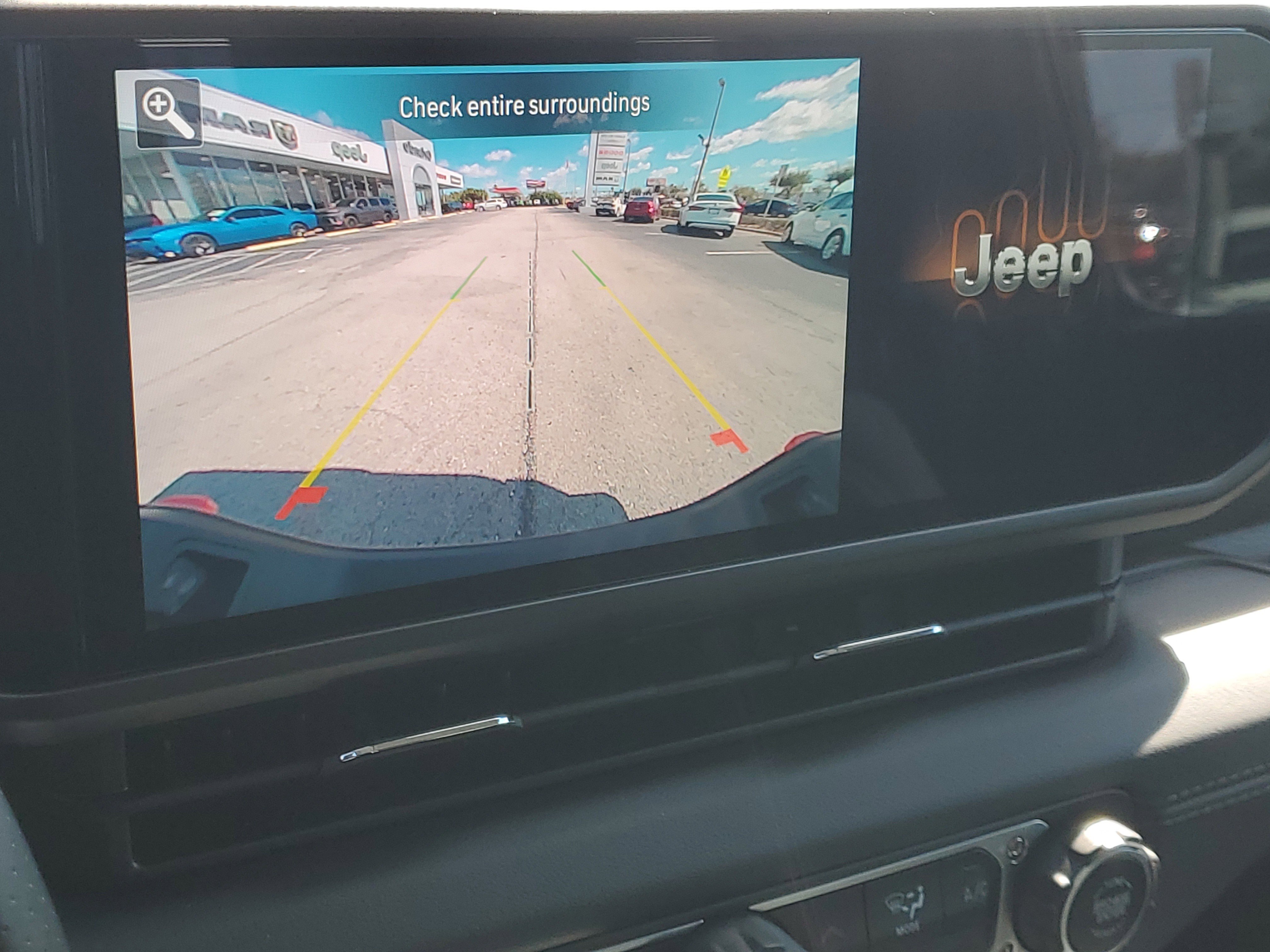 Used 2024 Jeep Gladiator Mojave image 25