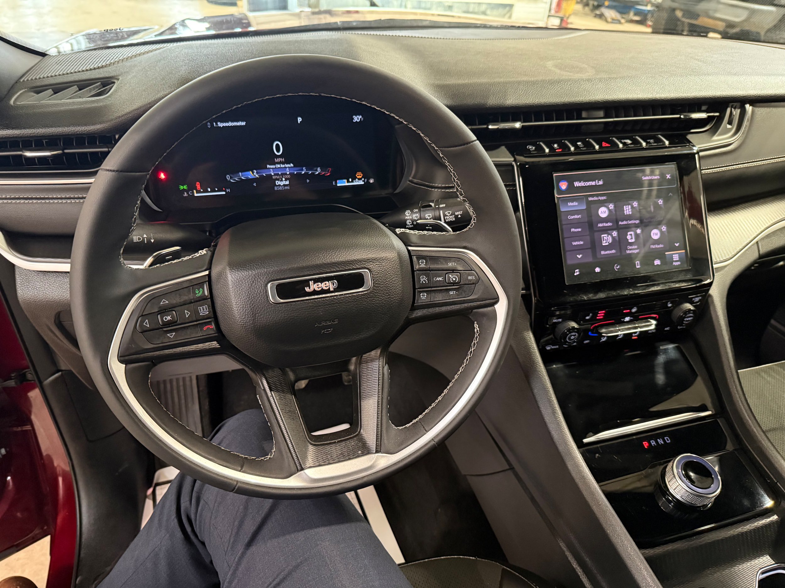 Certified 2025 Jeep Grand Cherokee L Altitude AWD/4WD image 49