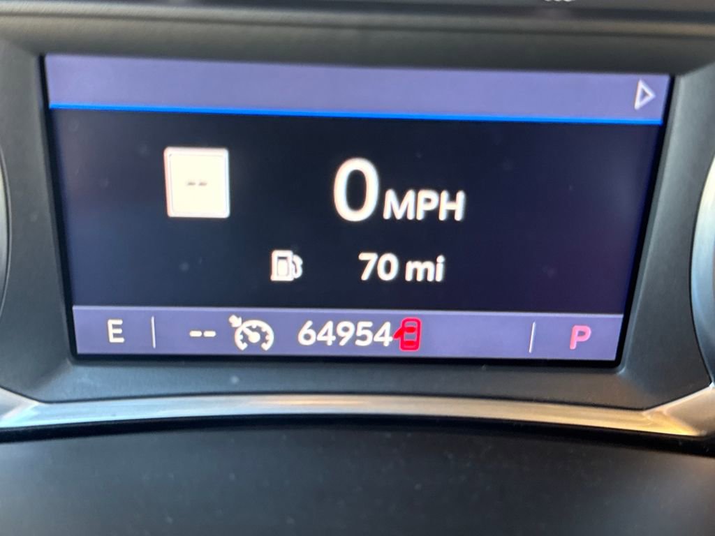 Used 2022 Chevrolet Equinox RS w/ RS Leather Package image 24