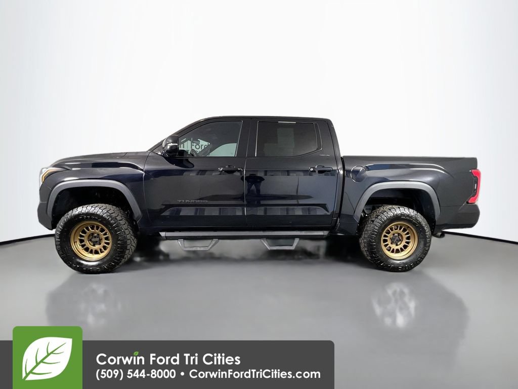 Used 2025 Toyota Tundra Limited AWD/4WD image 6
