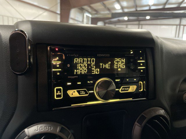 Used 2017 Jeep Wrangler Unlimited Sport image 18