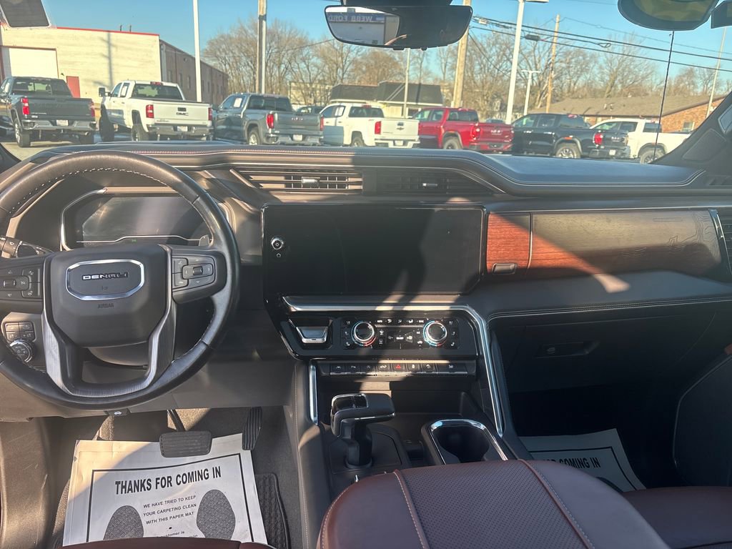 Used 2023 GMC Sierra 1500 Denali Ultimate image 16
