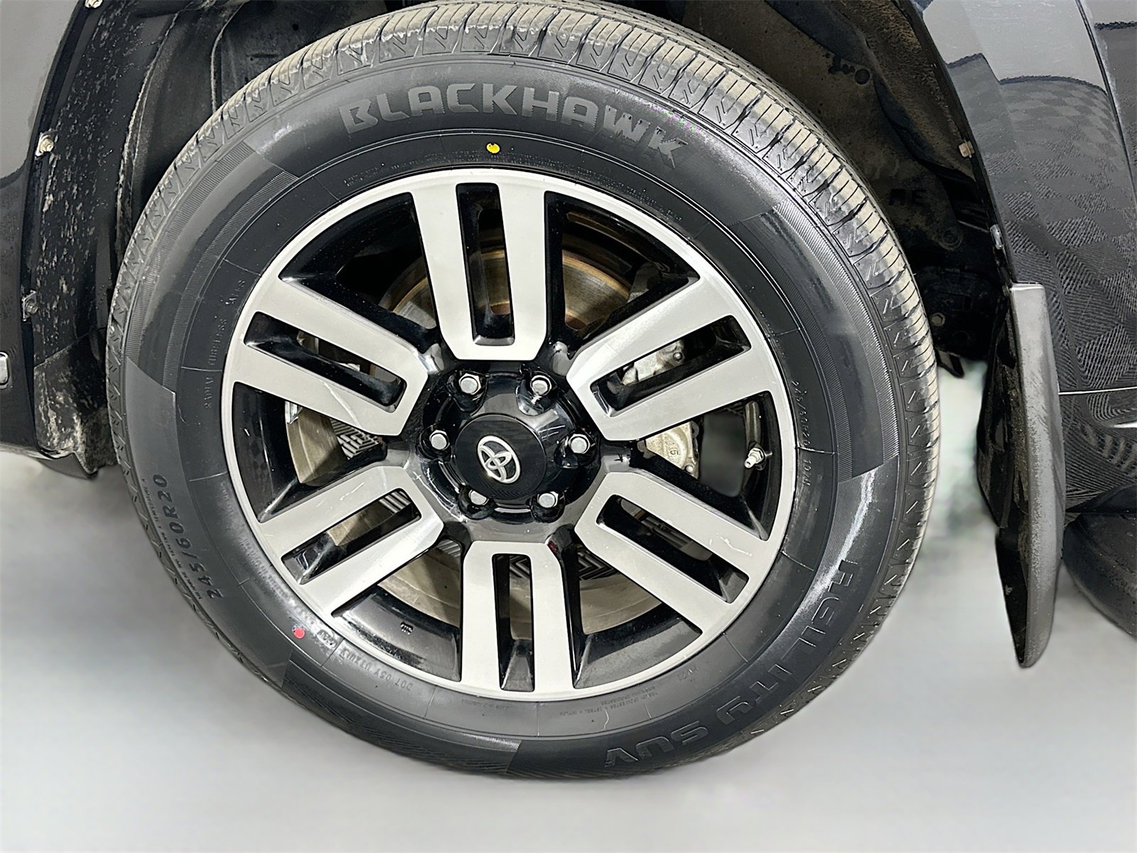 Used 2016 Toyota 4Runner Limited image 31