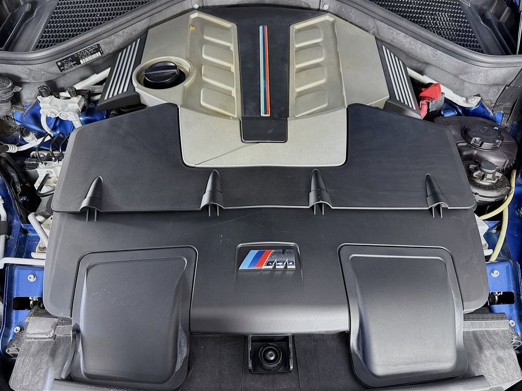Used 2013 BMW X5 M image 31