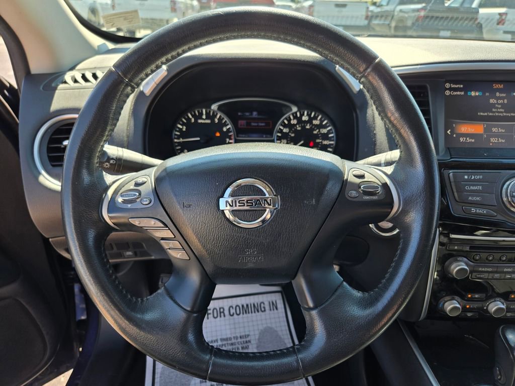 Used 2017 Nissan Pathfinder SV AWD/4WD image 26