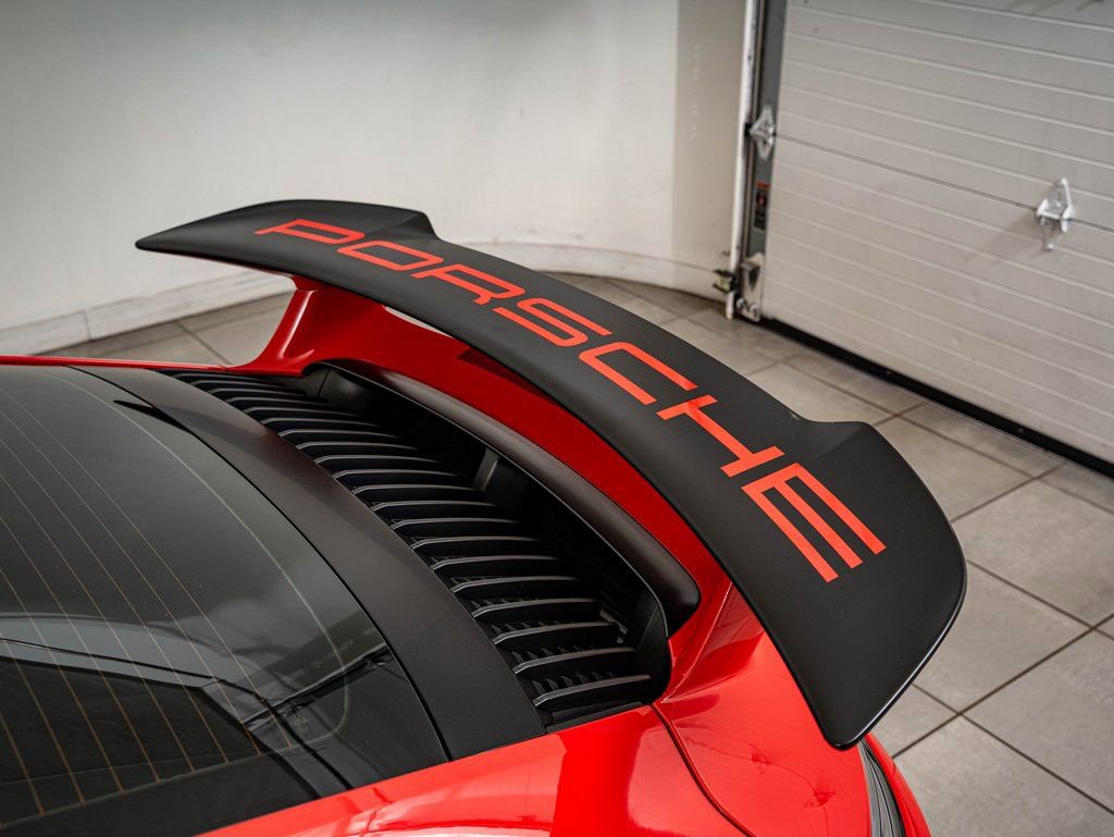 Certified 2024 Porsche 911 Carrera GTS RWD image 31