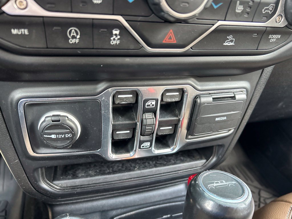 Used 2022 Jeep Gladiator Overland w/ Popular Equipment Package AWD/4WD image 46