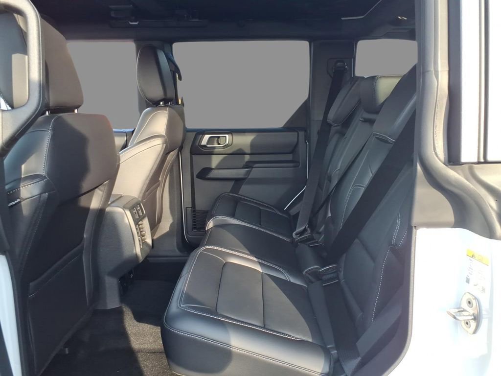 New 2026 Ford Bronco Outer Banks w/ Sasquatch Package image 5