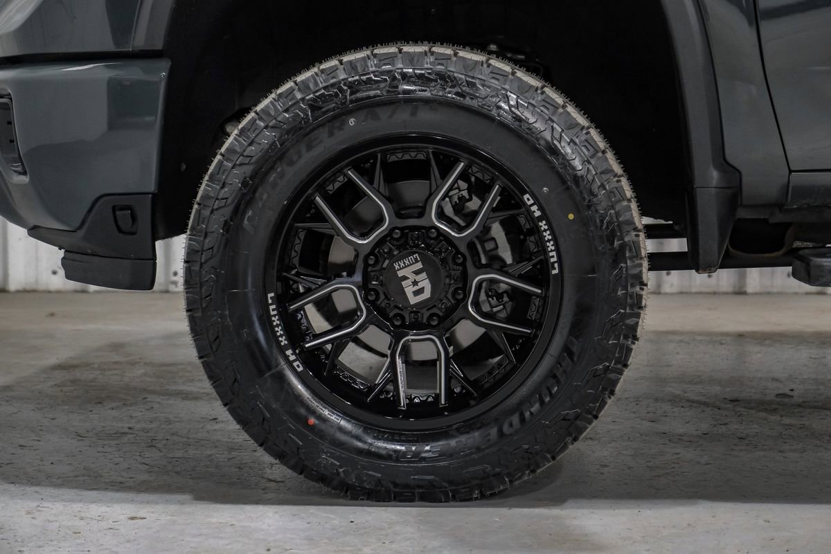 Used 2025 Chevrolet Silverado 2500 LTZ w/ LTZ Premium Texas Edition image 65