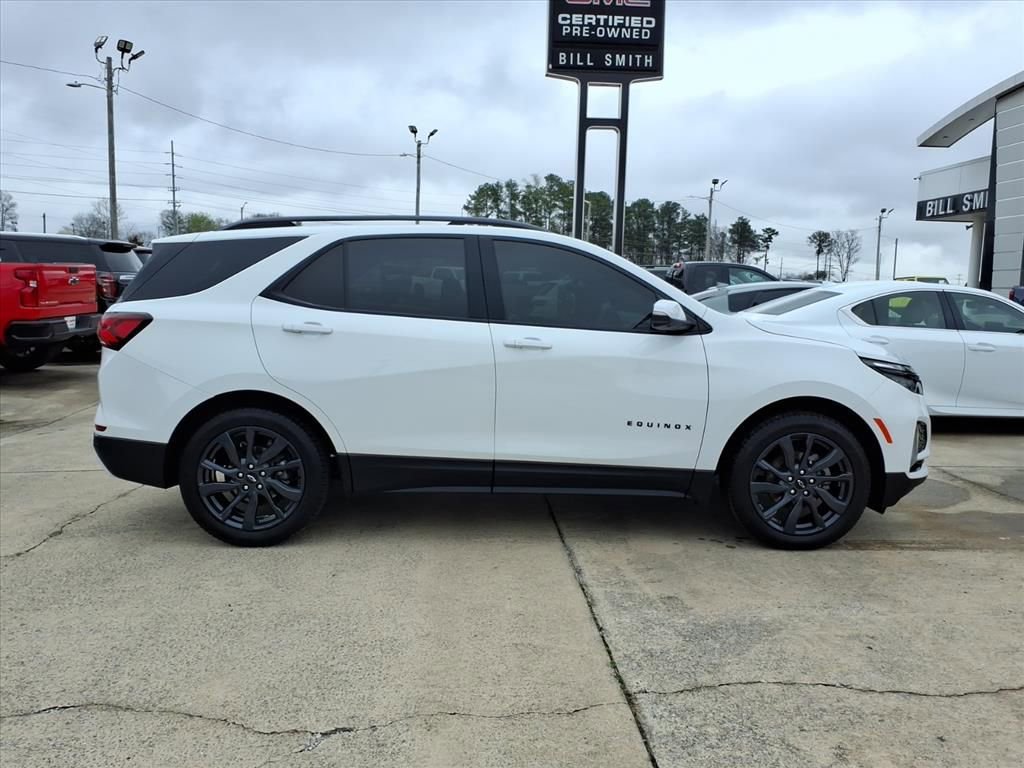 Used 2024 Chevrolet Equinox RS w/ RS Leather Package image 8