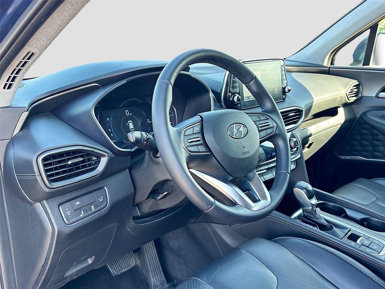 Used 2020 Hyundai Santa Fe Limited FWD image 9