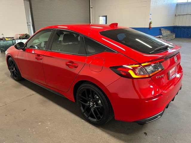 Used 2025 Honda Civic Sport image 5