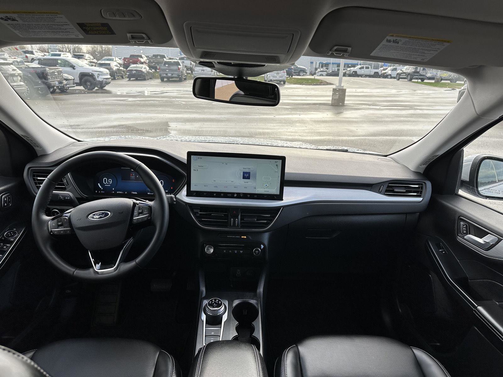 Used 2025 Ford Escape Platinum image 16