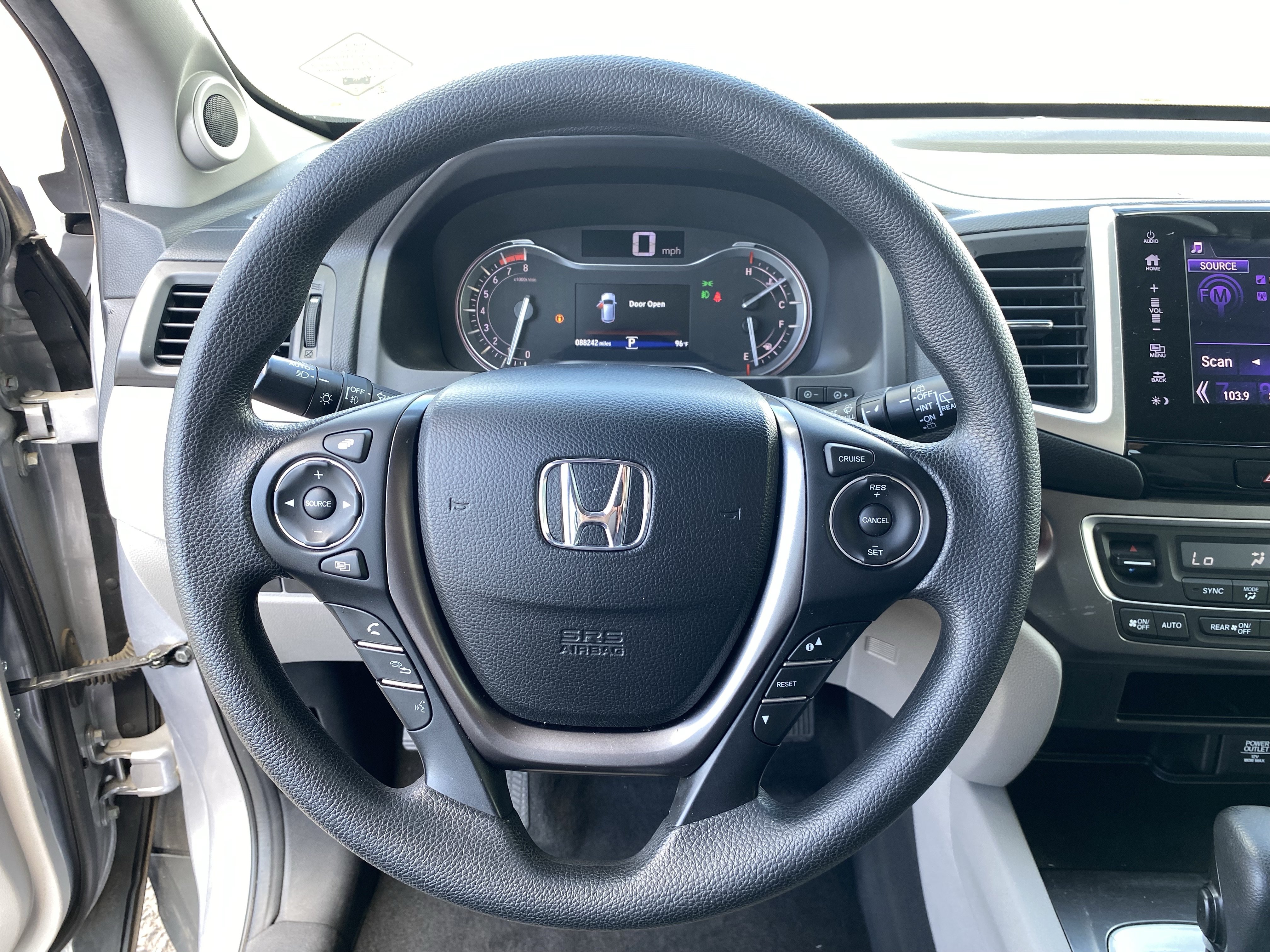 Used 2018 Honda Pilot EX image 27
