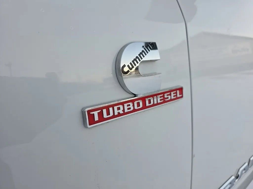 Used 2021 RAM 3500 Big Horn image 11