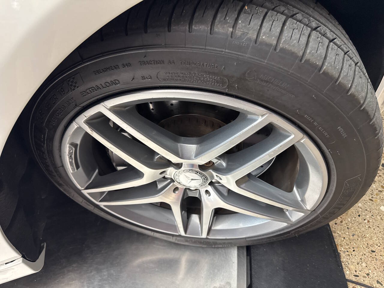 Used 2016 Mercedes-Benz S 550 4MATIC Sedan image 40