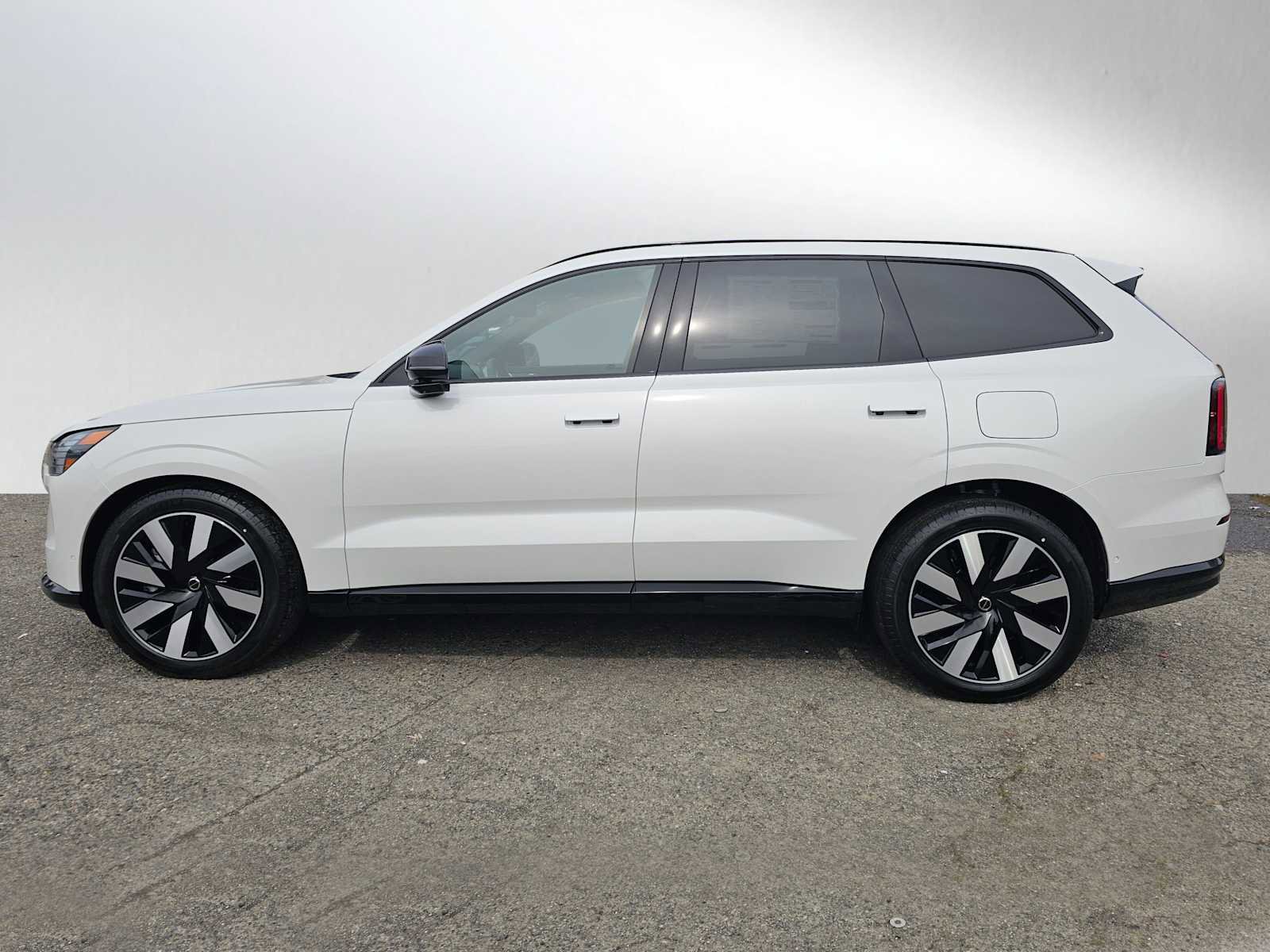 New 2026 Volvo EX90 Ultra image 6