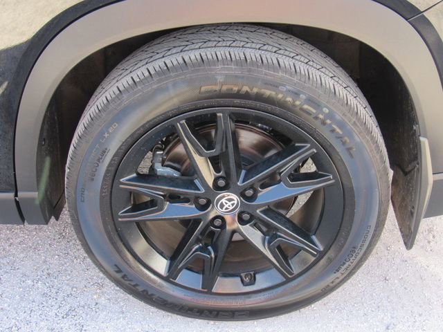 Used 2024 Toyota Grand Highlander AWD image 15