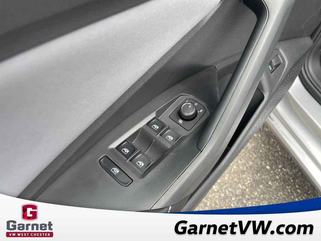 New 2026 Volkswagen Jetta SE image 11