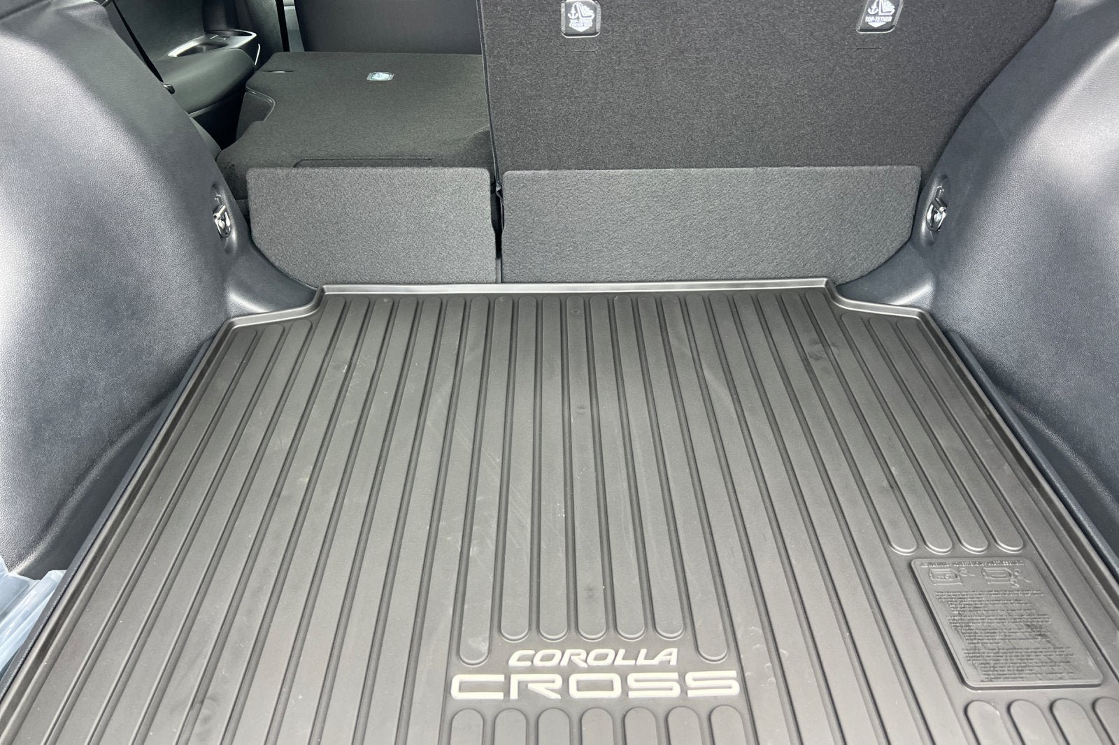 New 2026 Toyota Corolla Cross LE FWD image 18