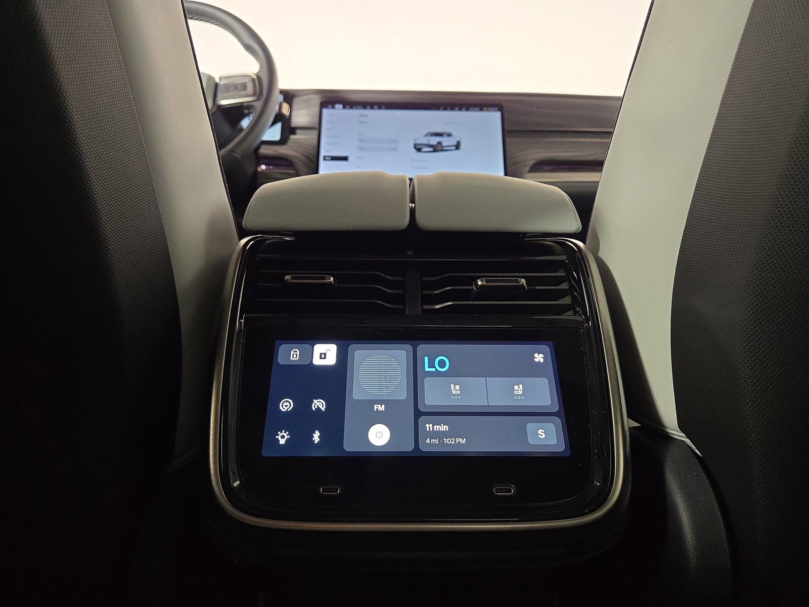 Used 2022 Rivian R1T Adventure image 28