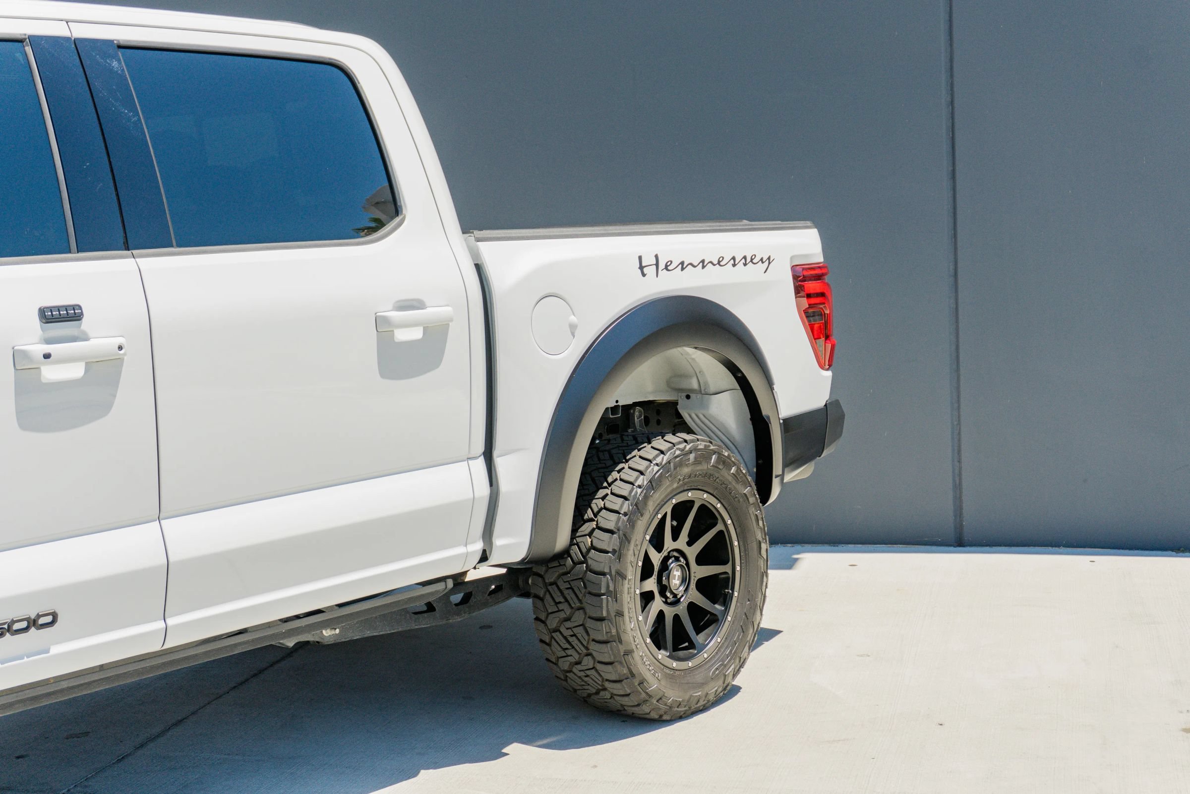 Used 2025 Ford F150 Raptor AWD/4WD image 26