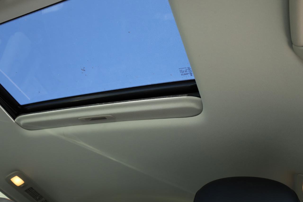 Used 2018 INFINITI QX80 2WD w/ Driver Assistance Package image 16