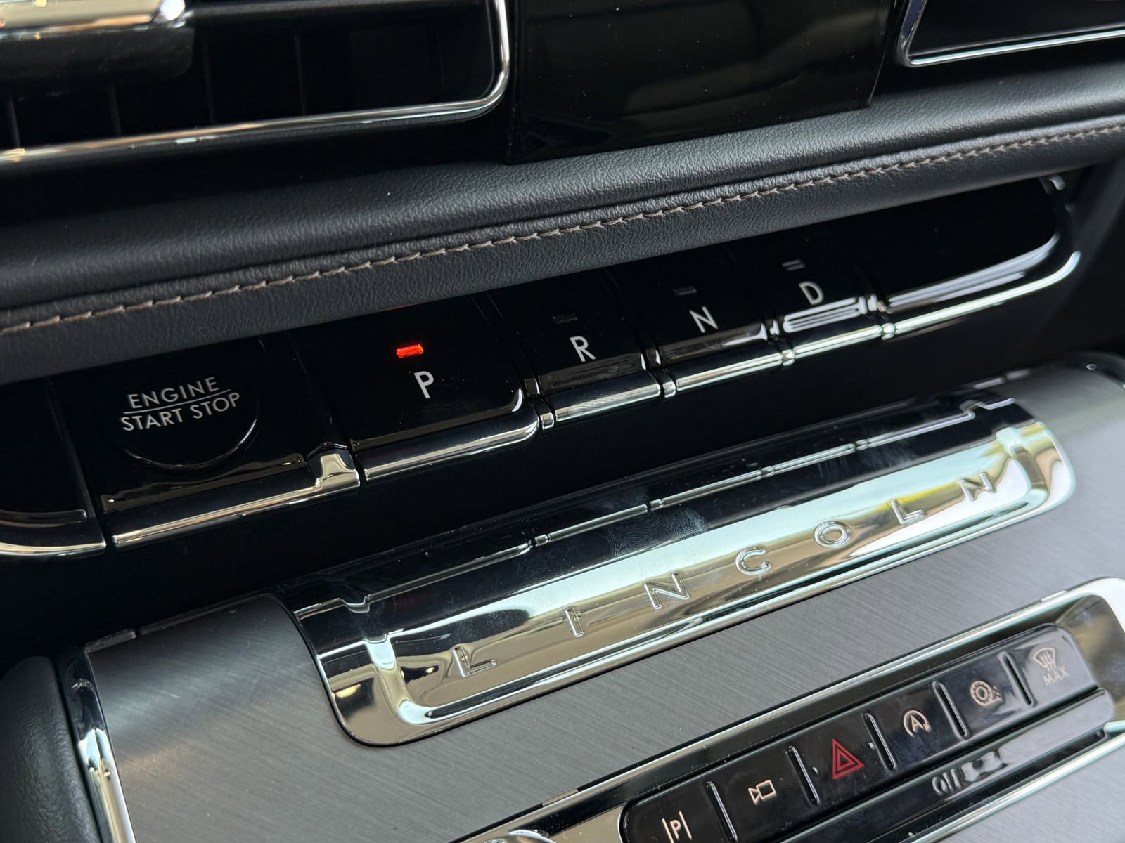 New 2026 Lincoln Aviator AWD image 34