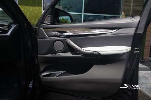 Used 2019 BMW X6 M w/ Executive Package image 24