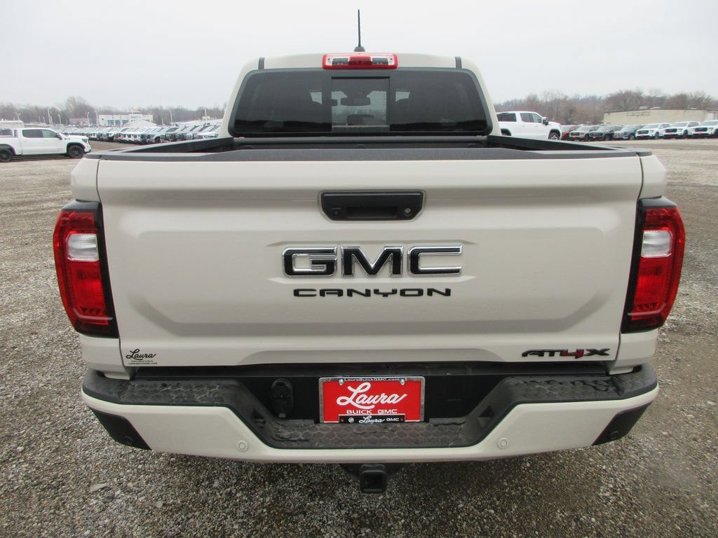 New 2026 GMC Canyon AT4X w/ LPO, Black Badging Package AWD/4WD image 6