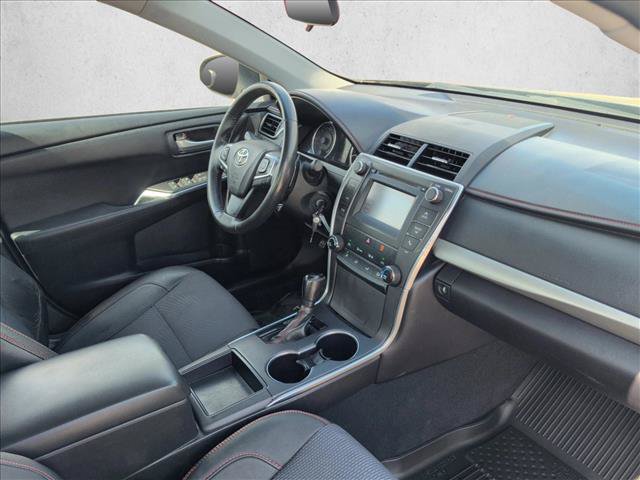 Used 2016 Toyota Camry SE FWD image 21