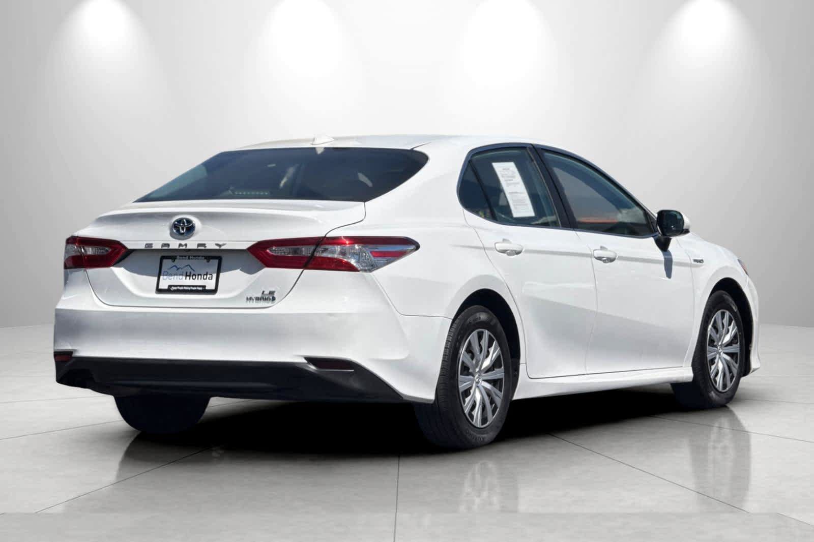 Used 2020 Toyota Camry LE w/ Preferred Accessory Package FWD image 2