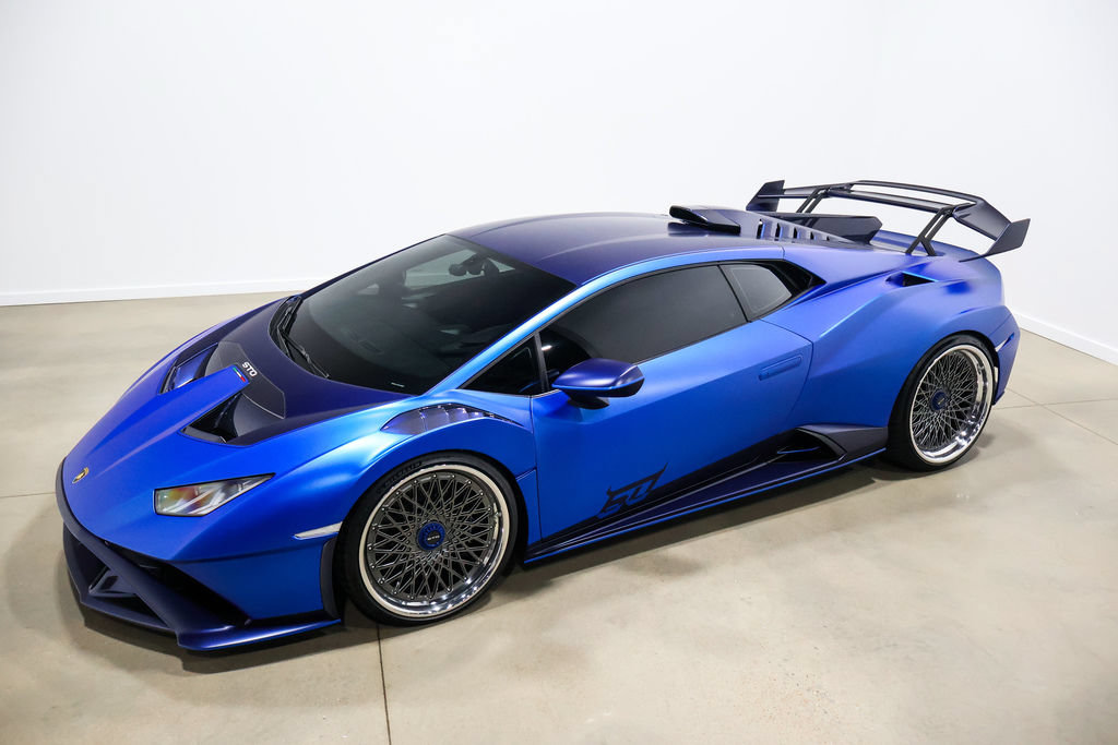 Used 2023 Lamborghini Huracan STO RWD image 14