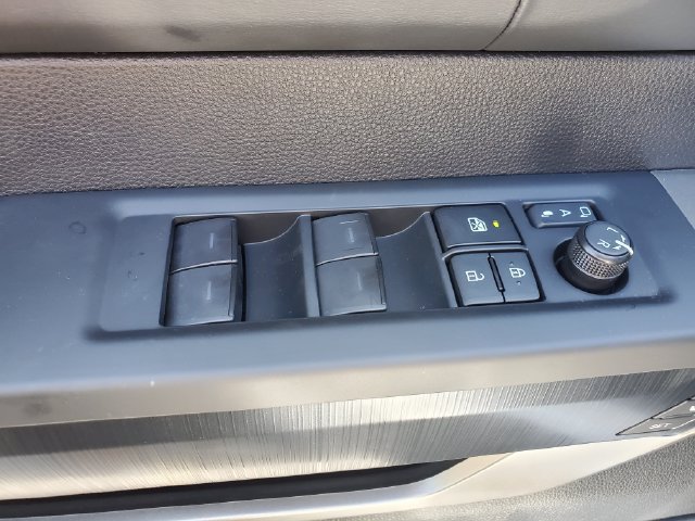 New 2026 Toyota Tundra Platinum AWD/4WD image 17