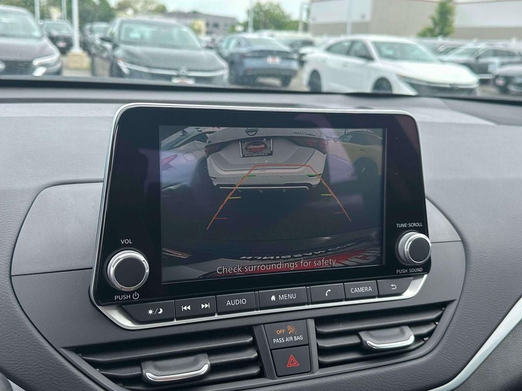Used 2025 Nissan Altima 2.5 S FWD image 26