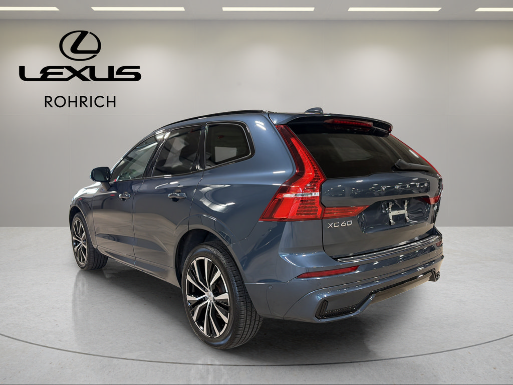 Used 2023 Volvo XC60 B5 Plus w/ Climate Package AWD/4WD image 4