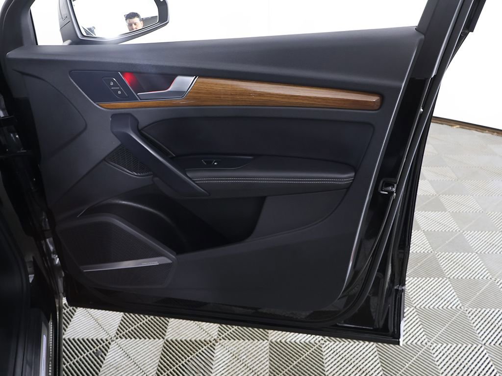 Used 2023 Audi Q5 2.0T Prestige image 27