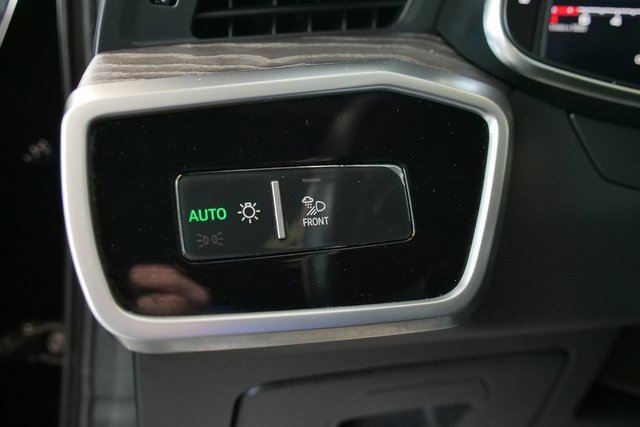 Used 2024 Audi A6 Premium Plus image 30