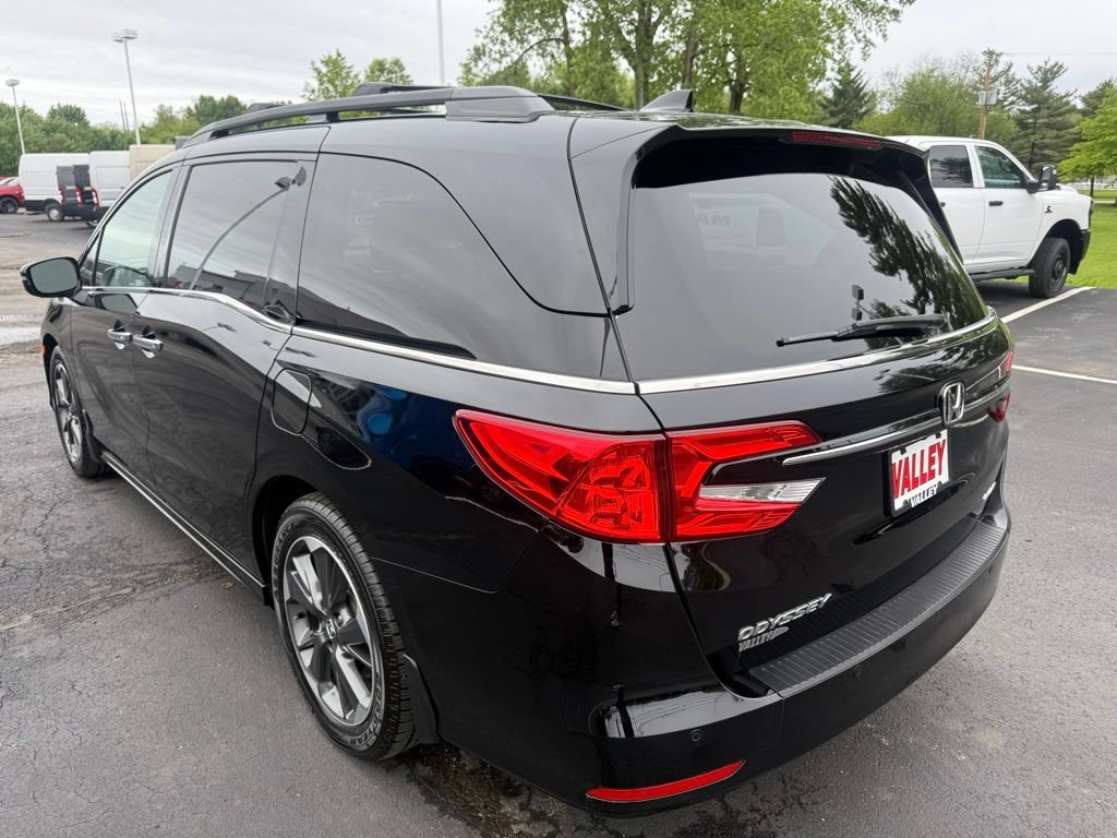 Used 2024 Honda Odyssey Elite image 5