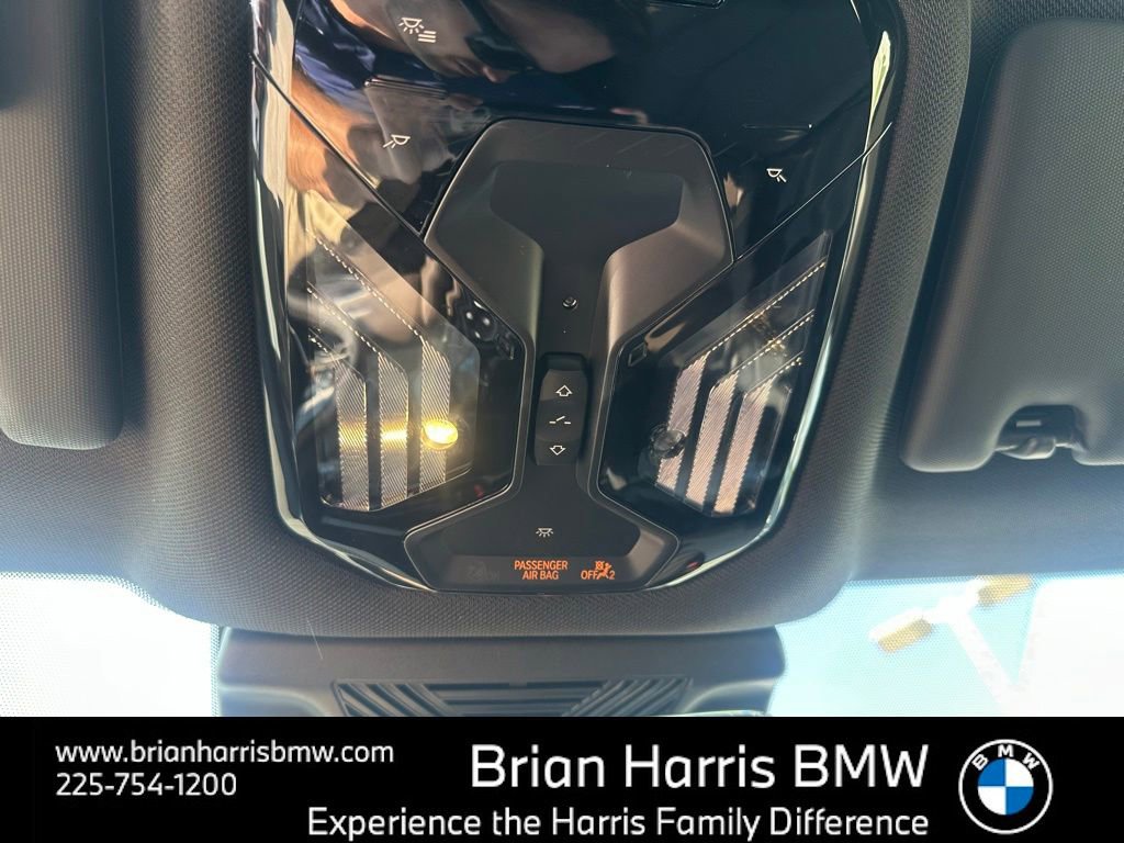 Certified 2025 BMW 530i image 31
