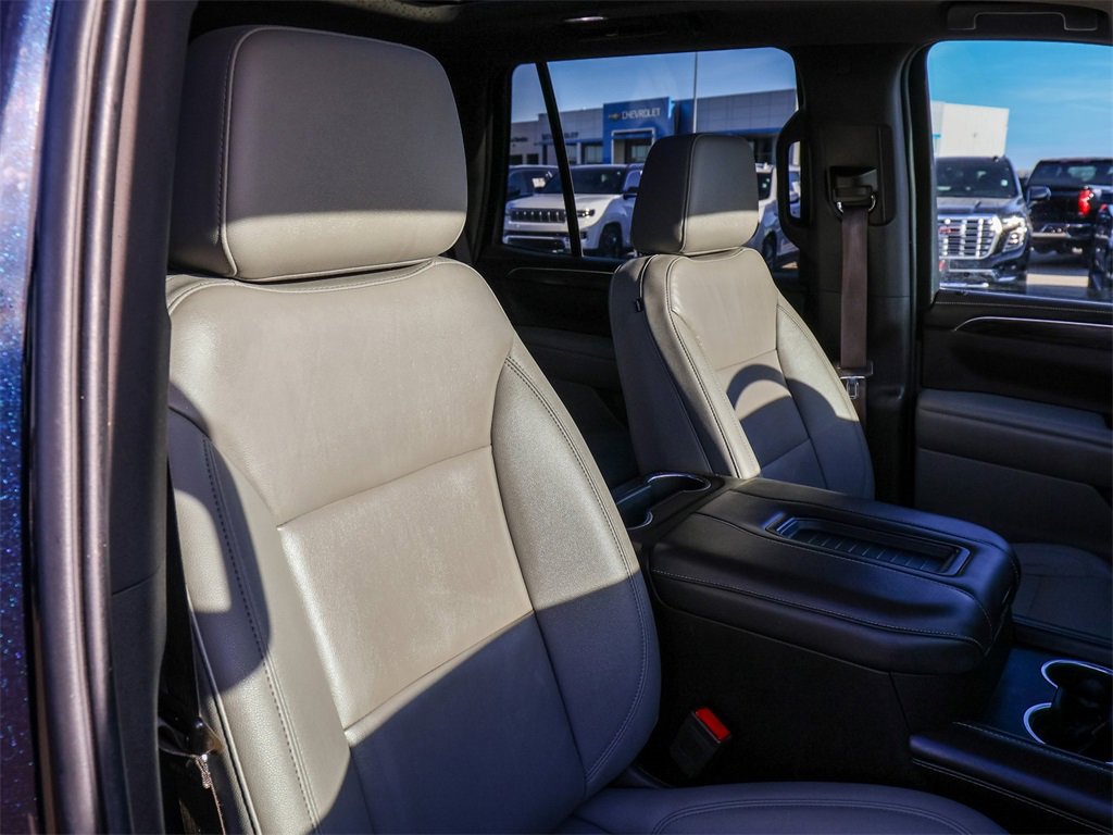 Used 2022 Chevrolet Tahoe LT w/ LT Signature Package image 17