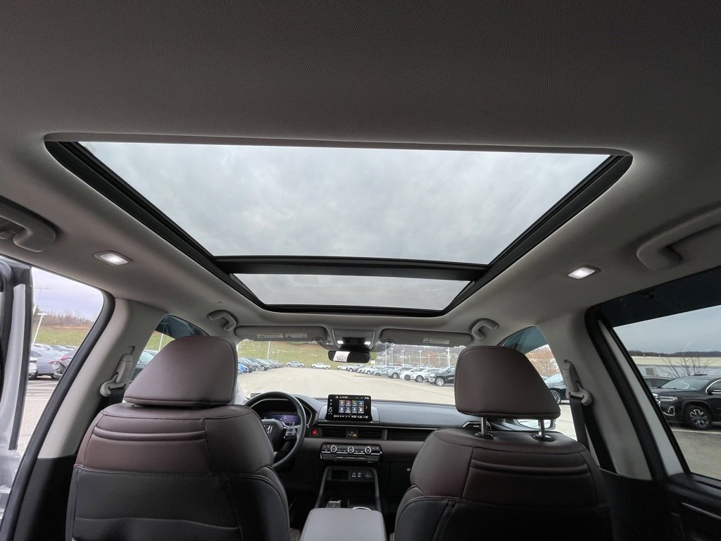 Used 2025 Honda Pilot Elite image 23