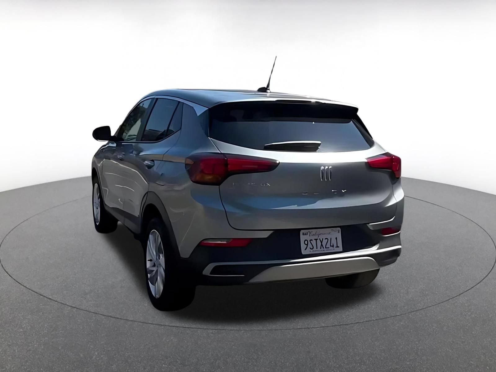 Used 2025 Buick Encore GX Preferred AWD/4WD image 10