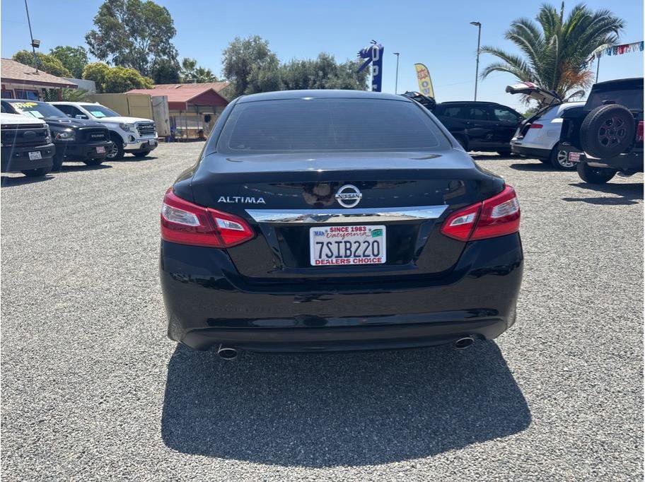 Used 2016 Nissan Altima 2.5 S w/ Power Driver Seat Package FWD image 6