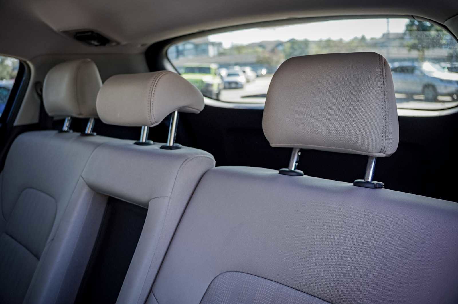 Used 2022 Kia Sportage LX image 31