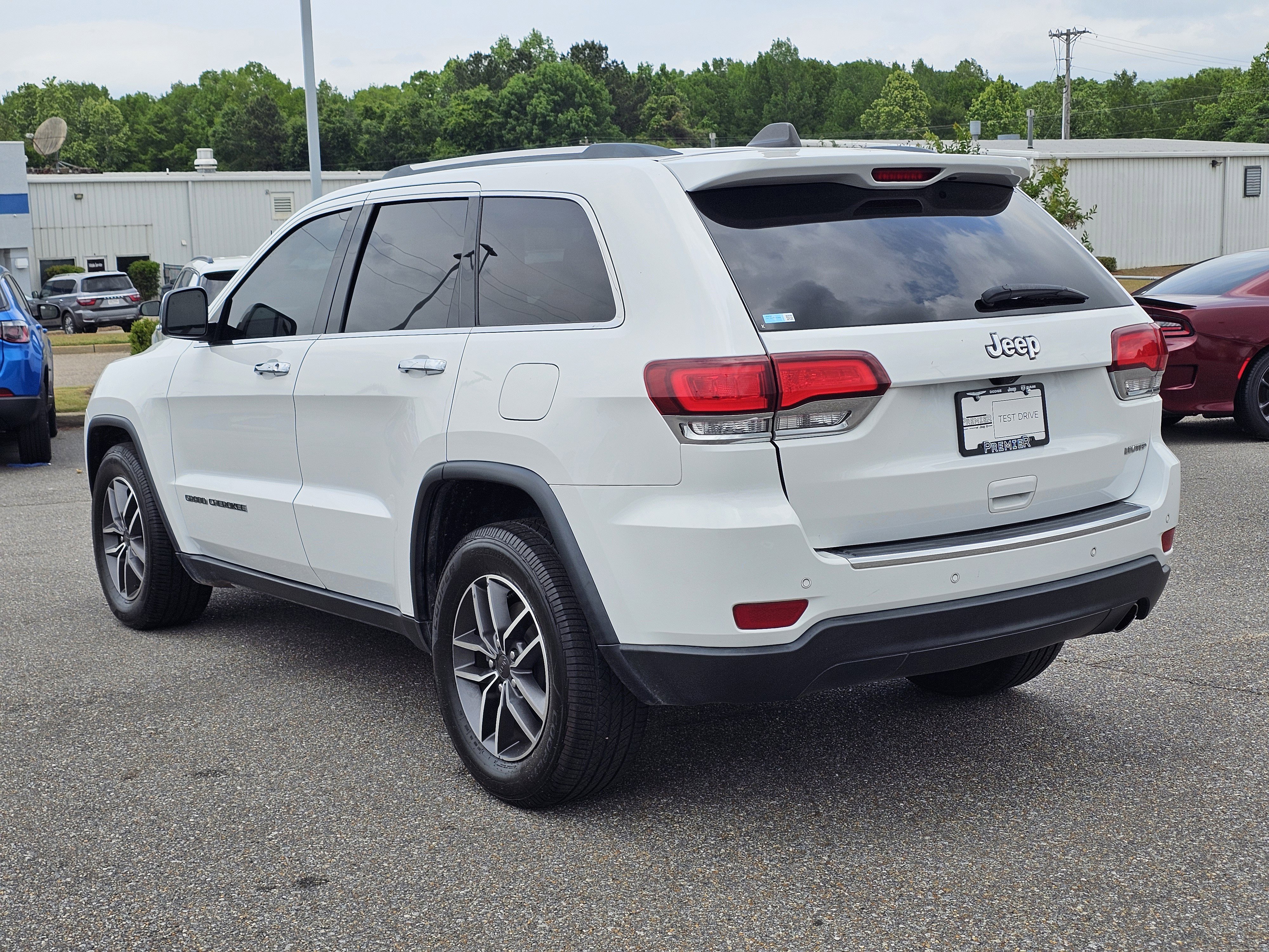 Used 2021 Jeep Grand Cherokee Limited w/ Luxury Group II RWD image 13