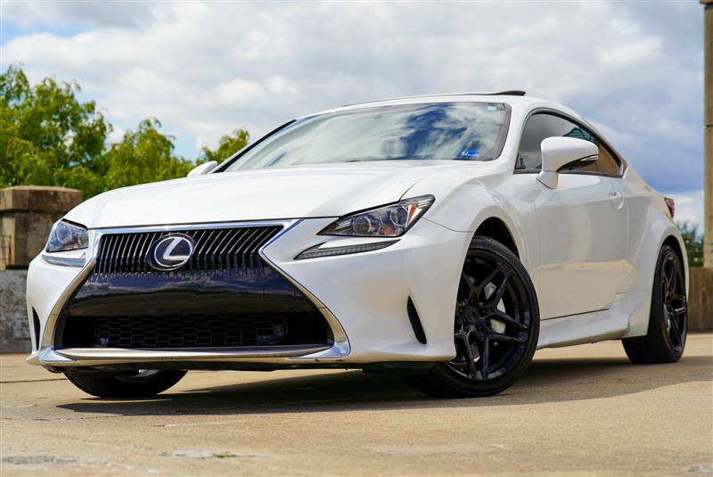 Used 2017 Lexus RC 200t w/ Accessory Package 2 RWD image 2