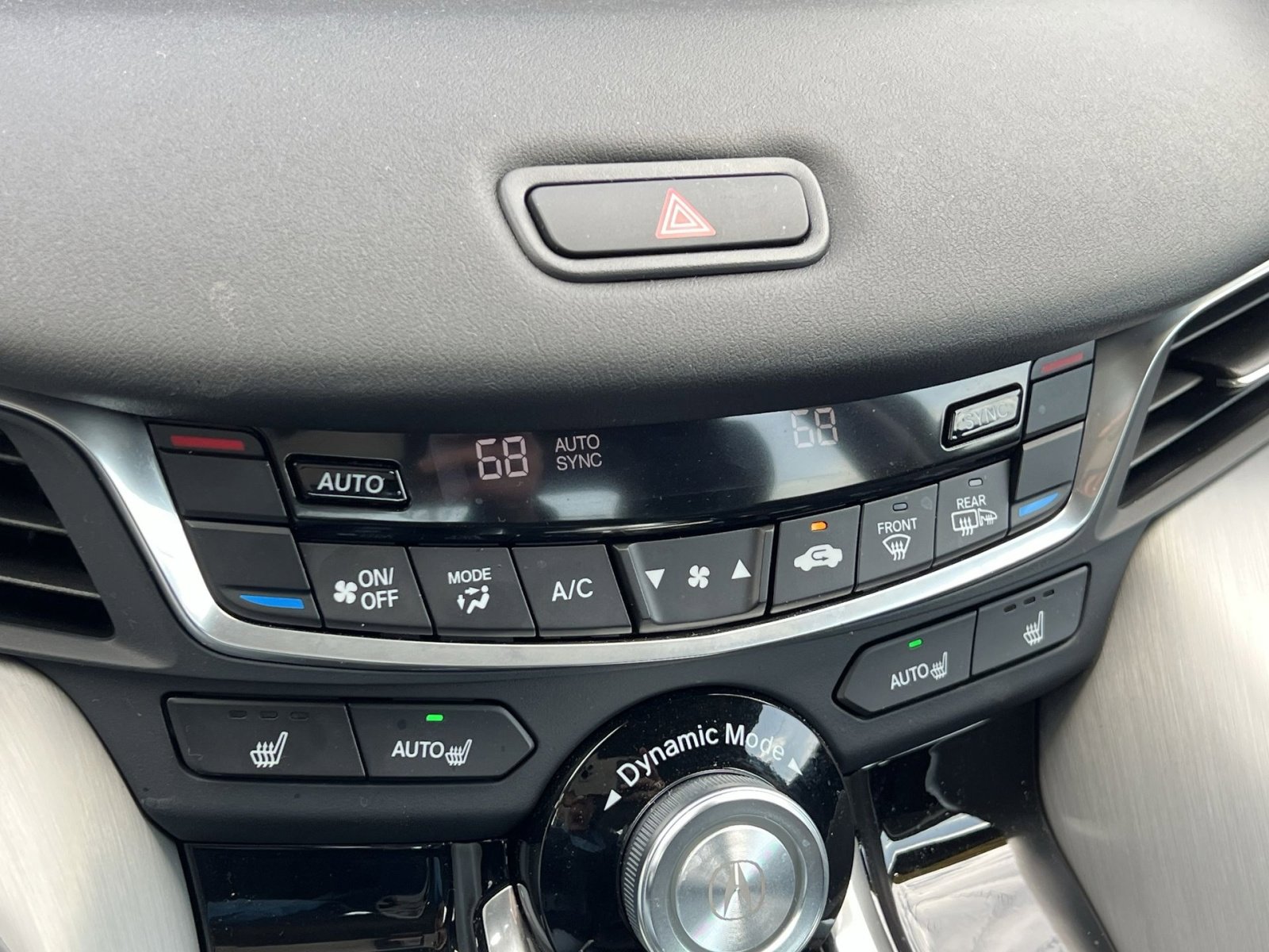 Certified 2025 Acura TLX w/ Technology Package image 18